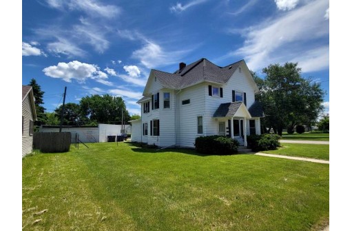 1347 Center Ave, Janesville, WI 53546