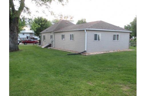 1065 N Central Ave, Richland Center, WI 53581