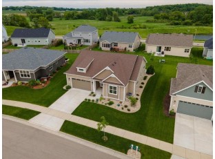 7127 Field Flower Way Madison, WI 53718