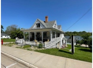 124 W Jackson St Ripon, WI 54971