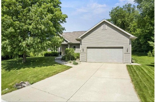 4746 Bergamot Way, Middleton, WI 53562