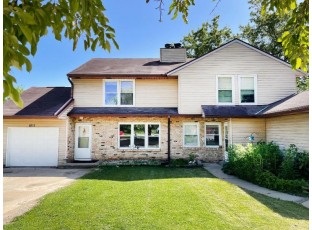 1009 Moorland Rd Madison, WI 53713