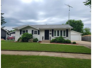 1523 S Orchard St Janesville, WI 53546