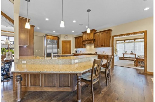 7503 Loveland Pass, Verona, WI 53593