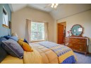 7131 Discovery Ln, Madison, WI 53719