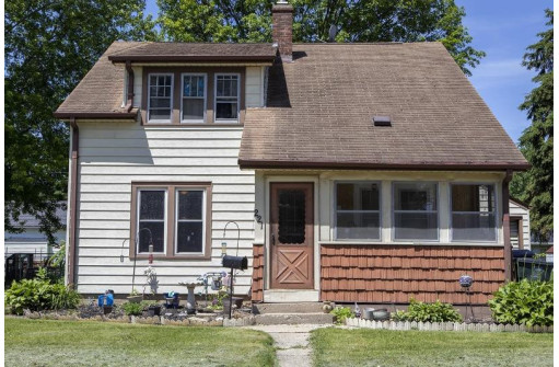 221 N Dewey Ave, Jefferson, WI 53549