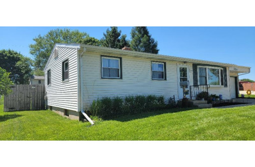 410 N Marietta St, Verona, WI 53593-1124