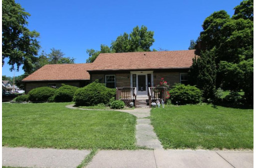 205 E Water St, Watertown, WI 53094