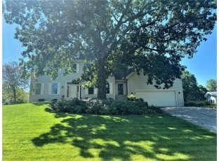 5825 Devoro Rd Fitchburg, WI 53711