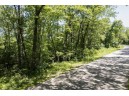 27 ACRES Bluff Rd, Greenfield, WI 53913