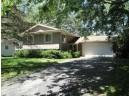 1208 N Monroe St, Stoughton, WI 53589