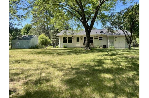 W10979 Big Slough Rd, Portage, WI 53901