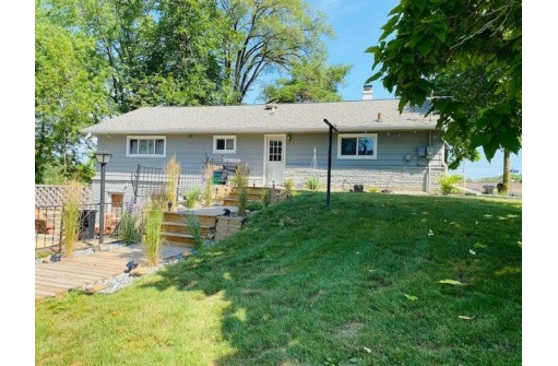 605 Lincoln St, Mauston, WI 53948