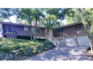 5619 Tall Oaks Rd Waunakee, WI 53597