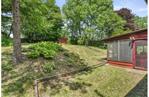 638 S Segoe Rd, Madison, WI 53711