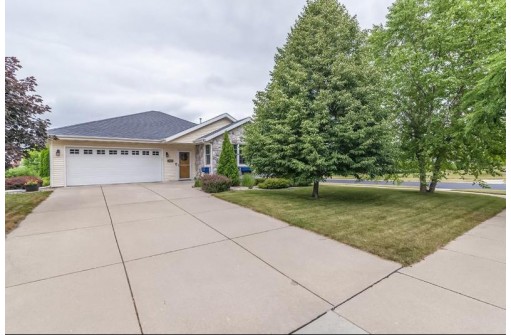 5176 Fox Sedge Ln, Fitchburg, WI 53711