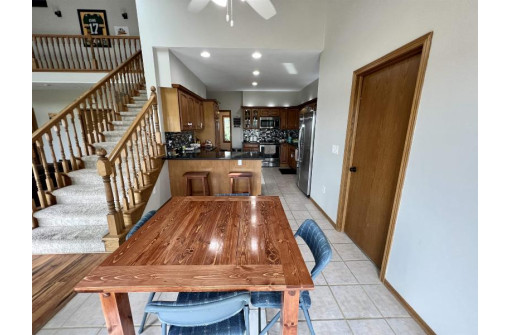 N7418 High Prairie Ln, New Glarus, WI 53574