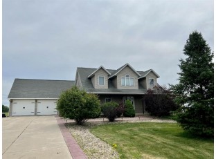 N7418 High Prairie Ln New Glarus, WI 53574