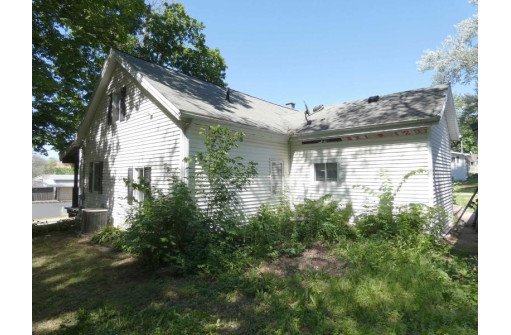 940 Fountain St, Mineral Point, WI 53565