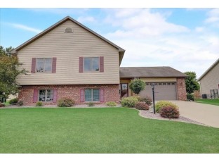 1360 Circle Dr Sun Prairie, WI 53590