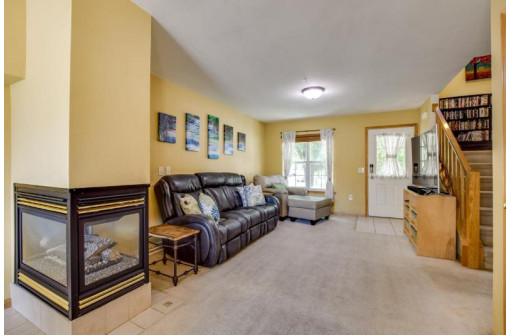 2019 Mckenna Blvd, Madison, WI 53711