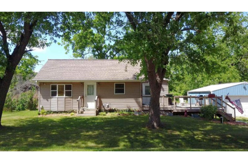 8108 W Mill St, Orfordville, WI 53576