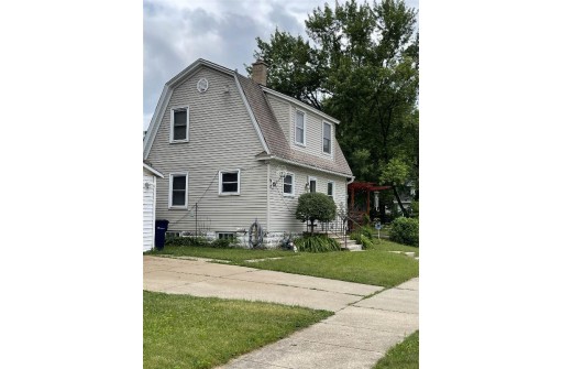 1401 Clark St, Janesville, WI 53545