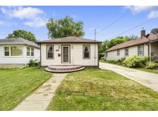 1733 Winchester St Madison, WI 53704