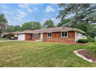 1002 Somerset Dr Janesville, WI 53546