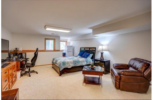 515 N Westmount Dr 3, Sun Prairie, WI 53590