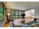 1879 Briarwood Ln, Fitchburg, WI 53575