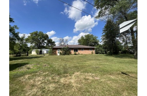 104 Hwy 12/16, Camp Douglas, WI 54618