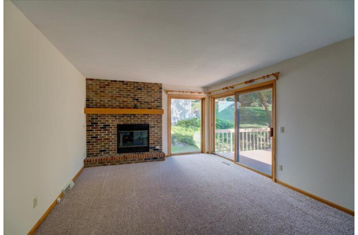 7114 Brindley Cir, Madison, WI 53719