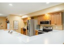 5387 Mariners Cove Dr 313, Madison, WI 53704