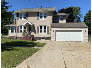 1202 Moore St Beloit, WI 53511