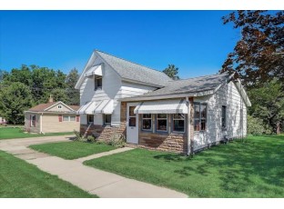 227 W Albert St Portage, WI 53901