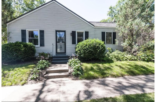 2542 Moland St, Madison, WI 53704