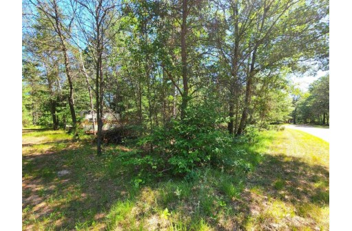 W5624 Hazelnut Ln, Necedah, WI 54646