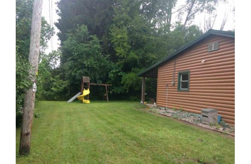 48 Gravy Ln, Wisconsin Dells, WI 53965