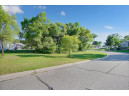 516 Dorn Dr, Portage, WI 53901