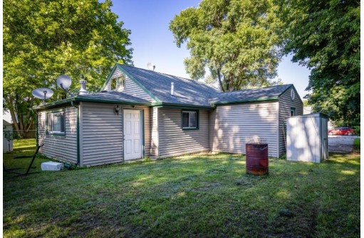 1601 Lowell St, Janesville, WI 53545