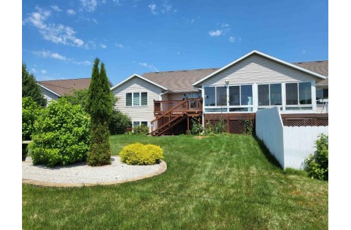 5709 W Open Meadow, McFarland, WI 53558