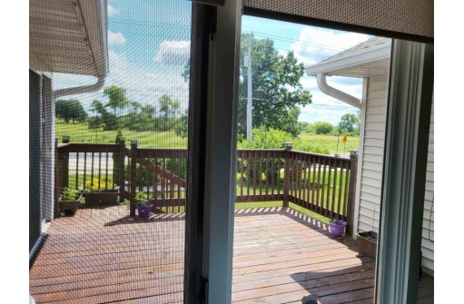 5709 W Open Meadow, McFarland, WI 53558