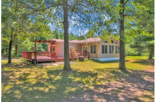 W5672 10th St, Necedah, WI 54646