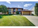 5911 Schumann Dr, Fitchburg, WI 53711