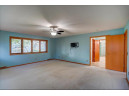 5911 Schumann Dr, Fitchburg, WI 53711