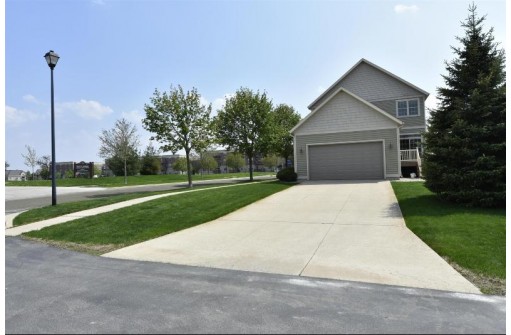 1108 Patriot Way, Sun Prairie, WI 53590