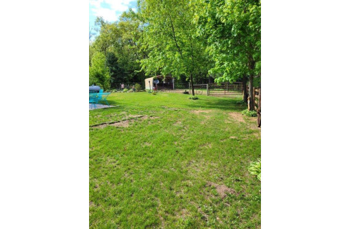 N8417 Dover Ln, Westfield, WI 53964