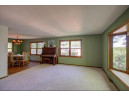 5104 N Autumn Ln, McFarland, WI 53558