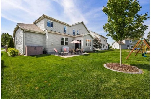 279 N Mallard Dr, Sun Prairie, WI 53590